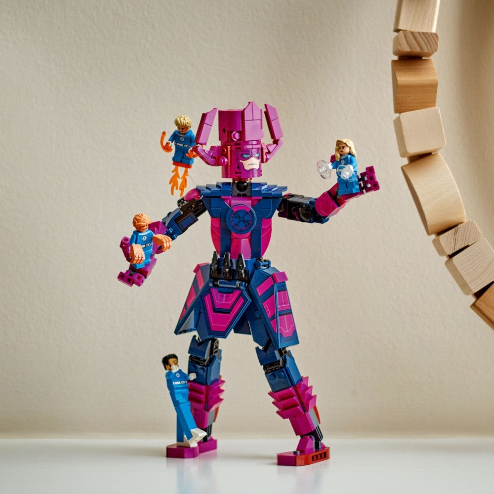 LEGO Marvel 76316 – Les 4 Fantastiques contre Galactus